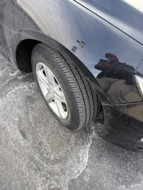 Used 2022 Chevrolet Malibu LS image 2