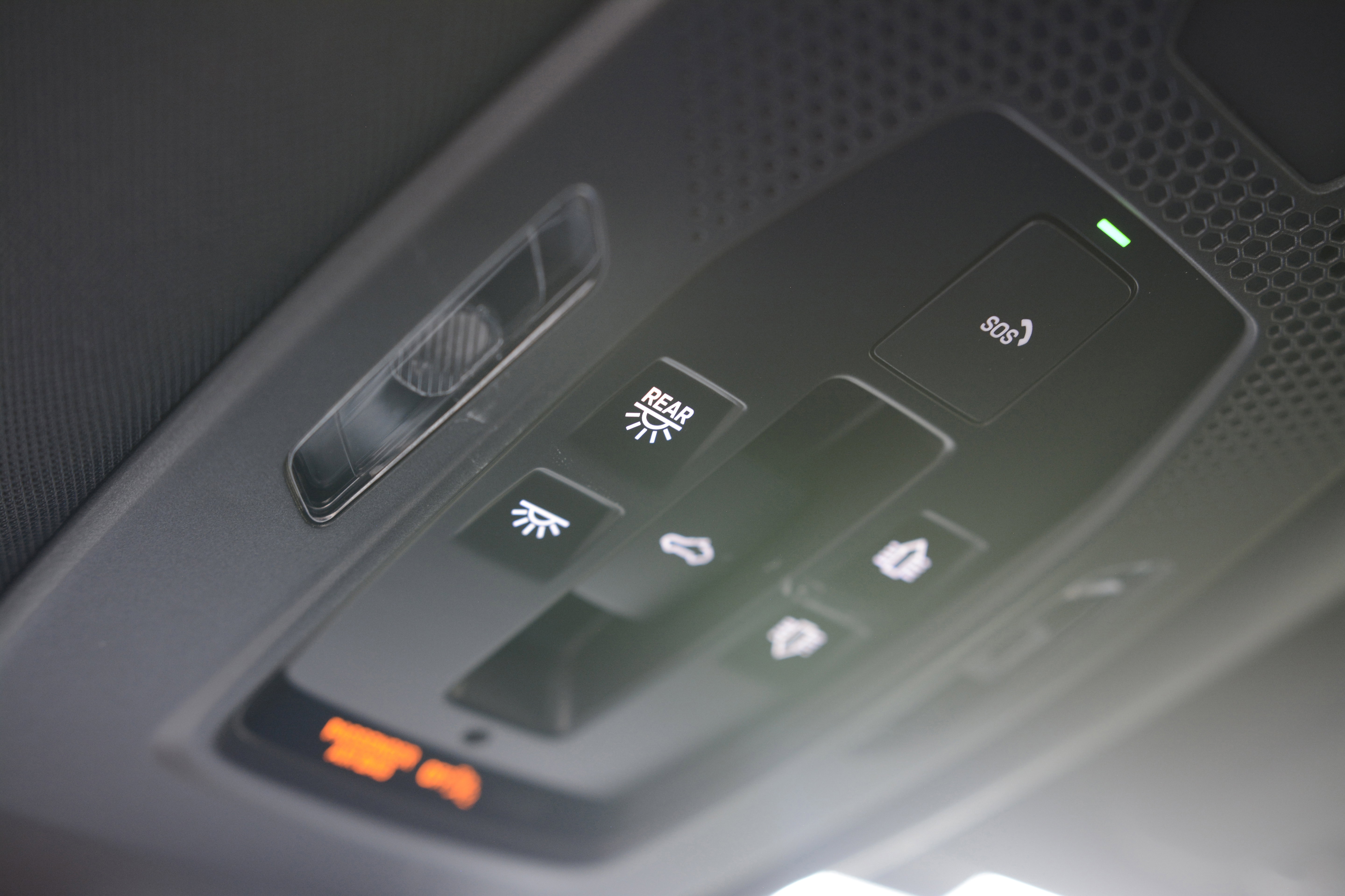 Certified 2025 Porsche Panamera 4 AWD/4WD image 23