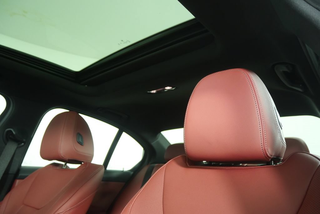 Used 2026 BMW M340i Sedan w/ Premium Package RWD image 11