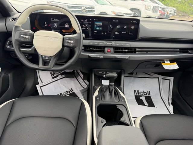 New 2026 Kia K4 GT-Line w/ GT-Line Sunroof Package FWD image 8