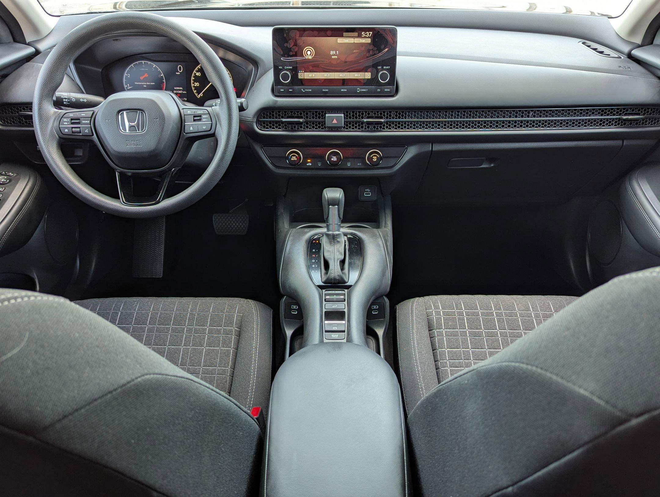 Used 2025 Honda HR-V LX image 17