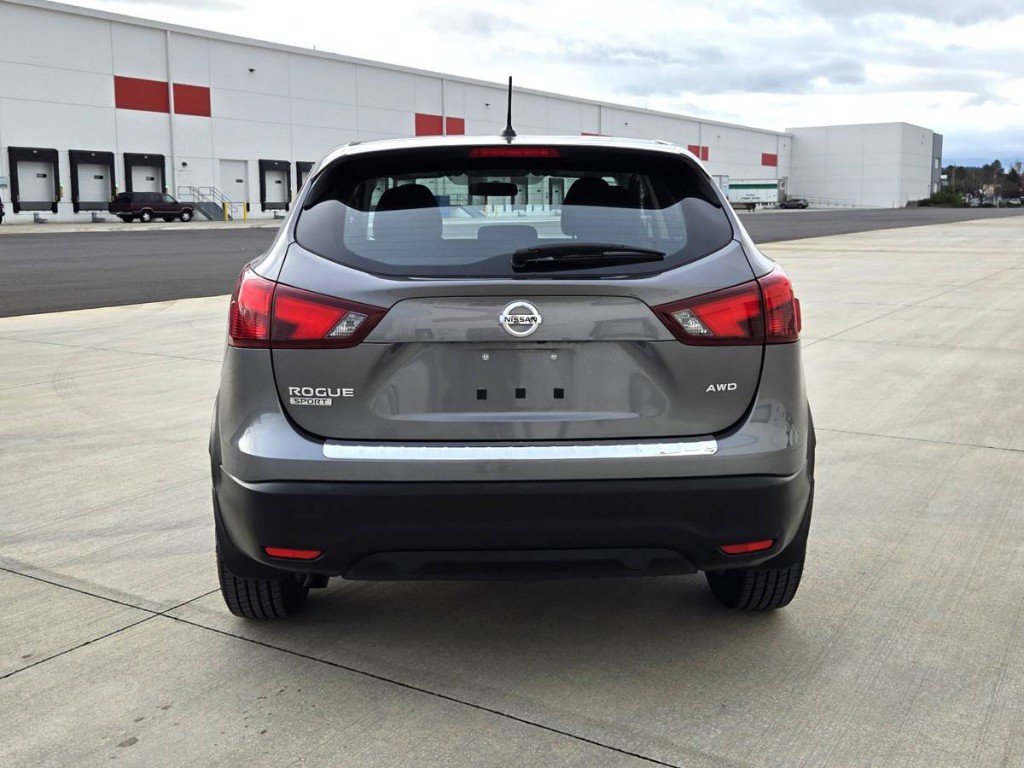 Used 2017 Nissan Rogue Sport S w/ S Appearance Package image 6