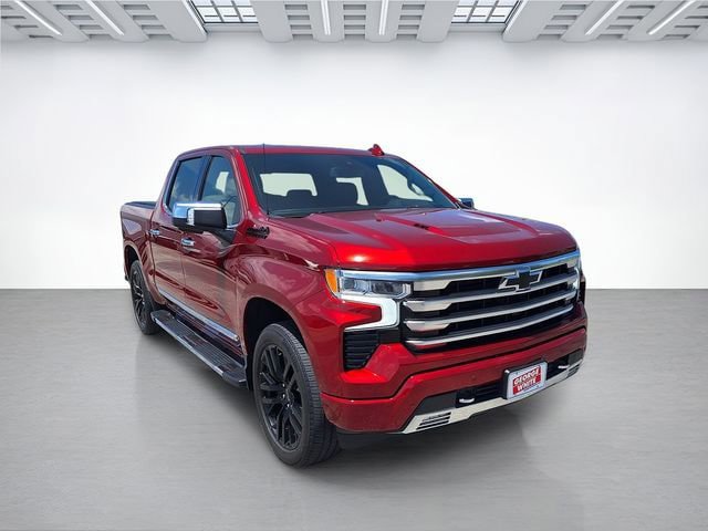 Used 2024 Chevrolet Silverado 1500 High Country w/ High Country Premium Package AWD/4WD image 2