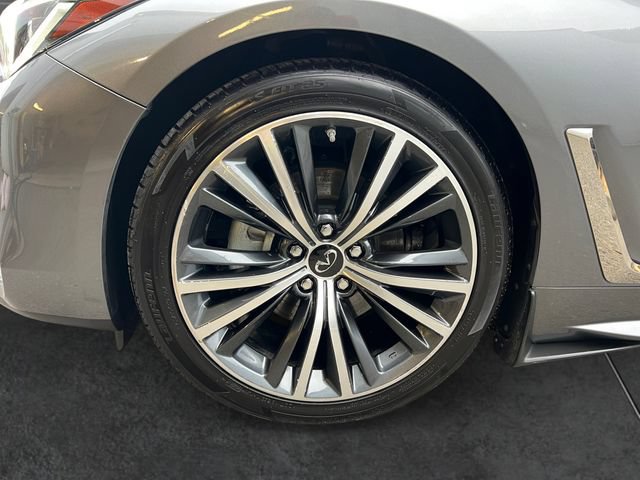 Used 2022 INFINITI Q60 3.0t Luxe w/ Essential Package RWD image 9