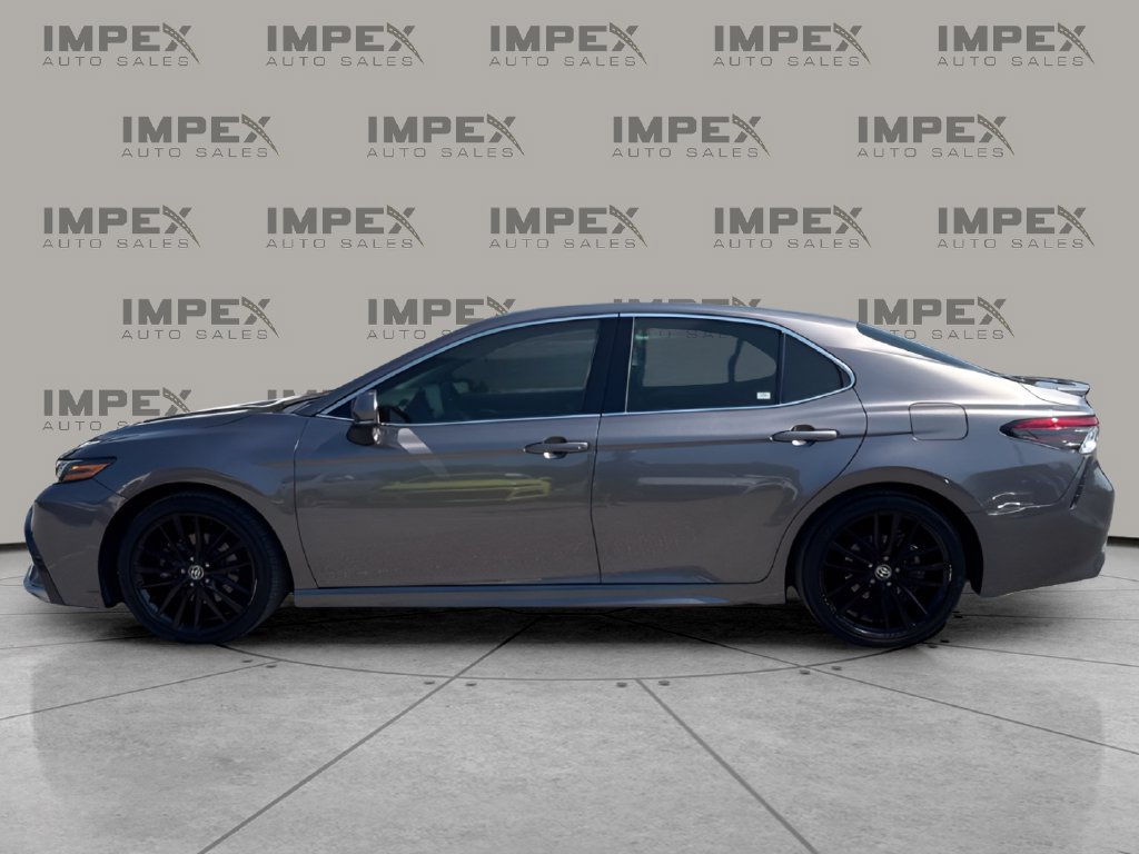 Used 2021 Toyota Camry XSE FWD image 2
