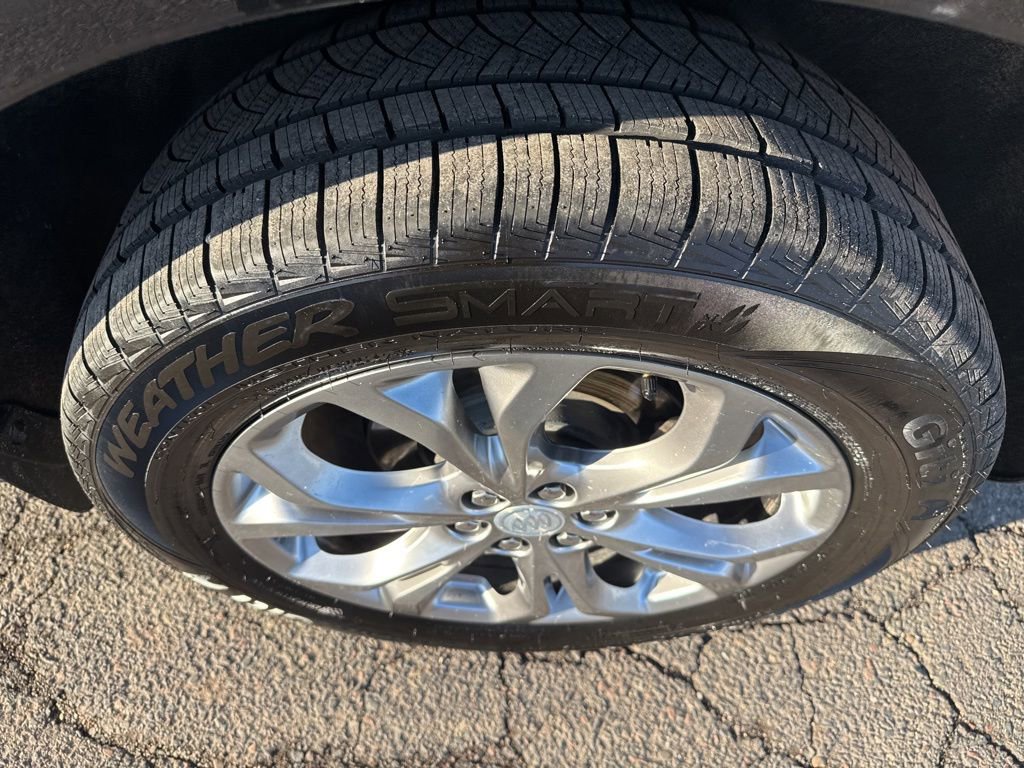 Used 2020 Buick Enclave Avenir w/ Avenir Technology Package image 13