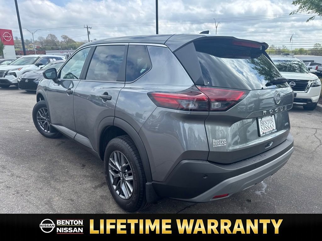 Used 2023 Nissan Rogue S image 6
