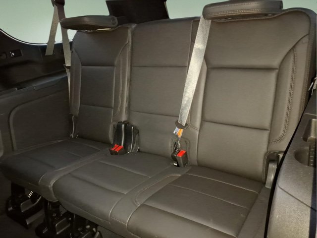 Used 2023 Chevrolet Suburban High Country w/ Premium Package AWD/4WD image 14