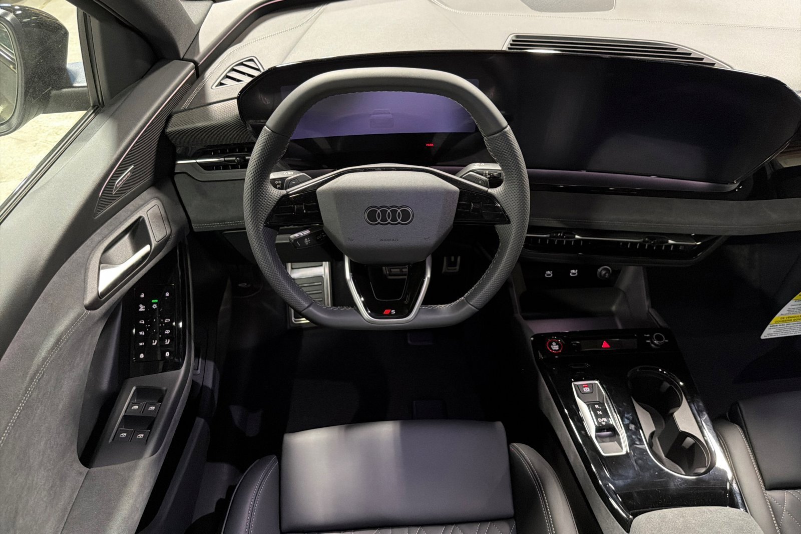 New 2027 Audi SQ6 e-tron Premium Plus AWD/4WD image 13