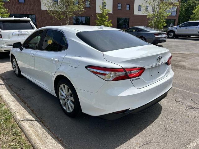 Used 2020 Toyota Camry LE FWD image 5