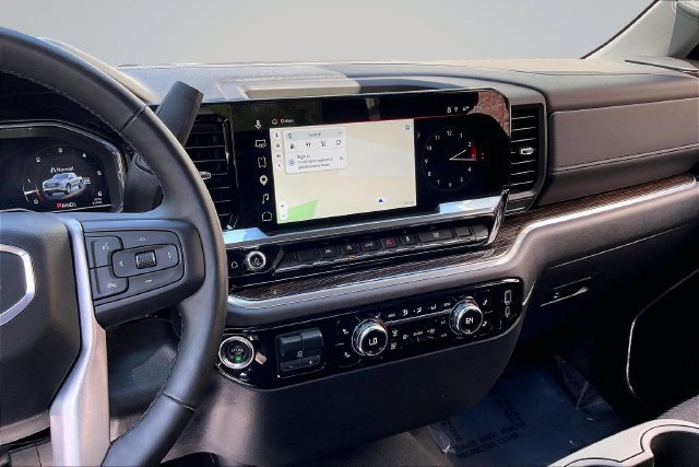 Used 2025 GMC Sierra 1500 Elevation AWD/4WD image 6