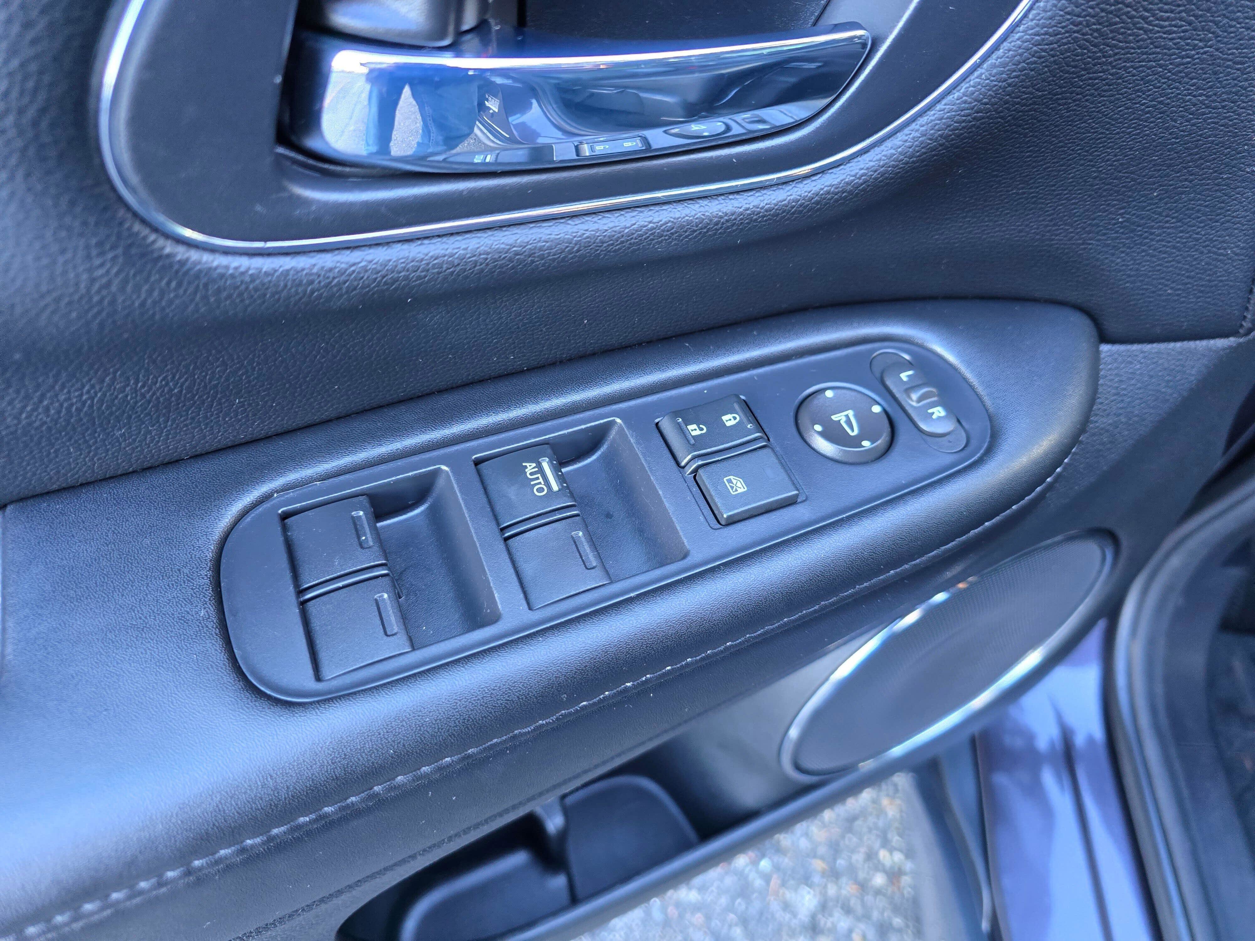 Used 2016 Honda HR-V EX-L image 22