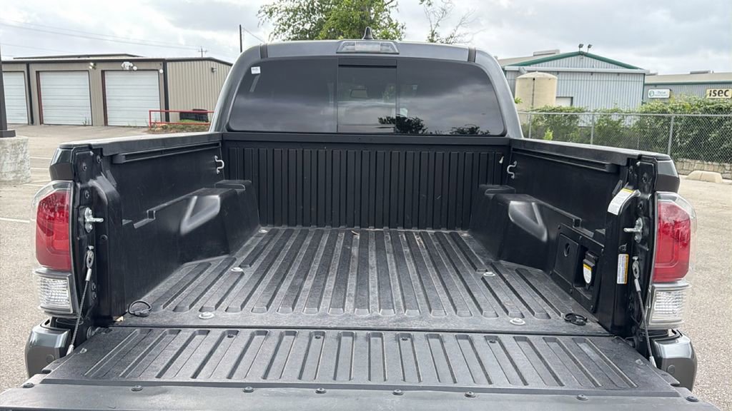 Used 2023 Toyota Tacoma TRD Sport w/ Technology Package RWD image 37
