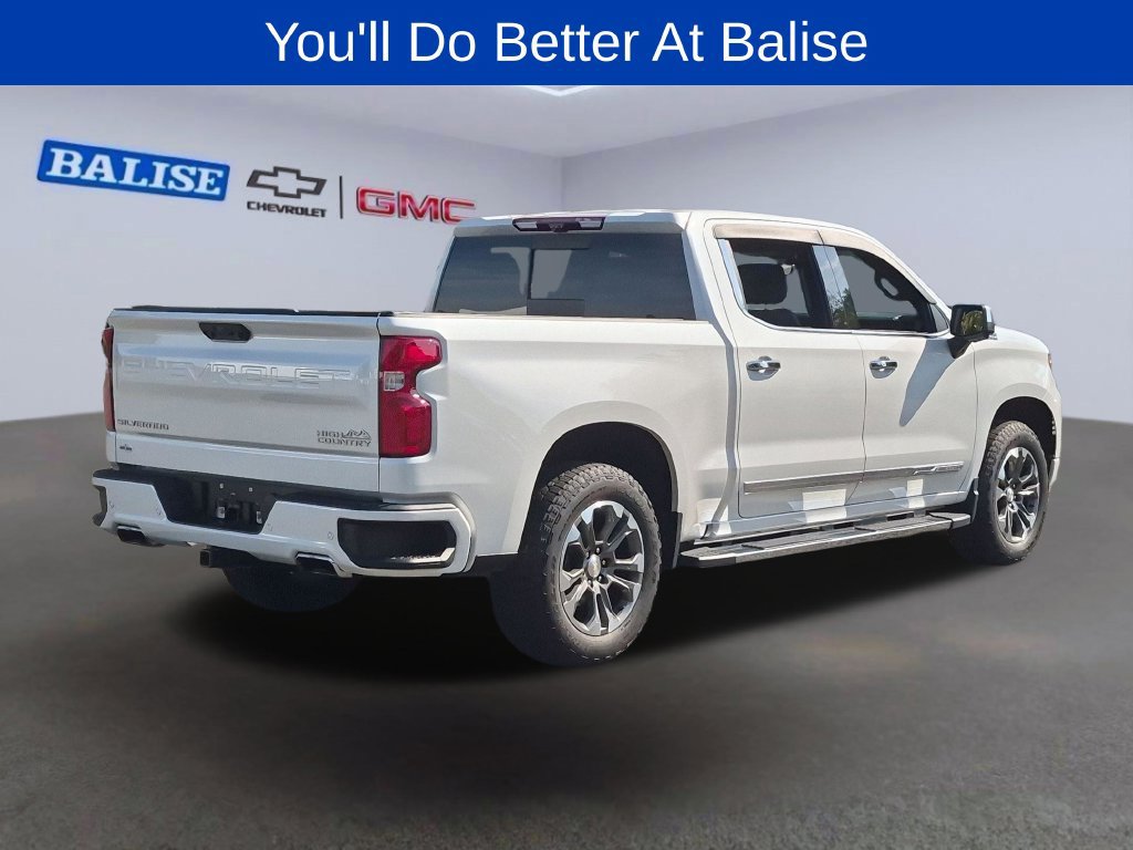 Used 2024 Chevrolet Silverado 1500 High Country AWD/4WD image 3