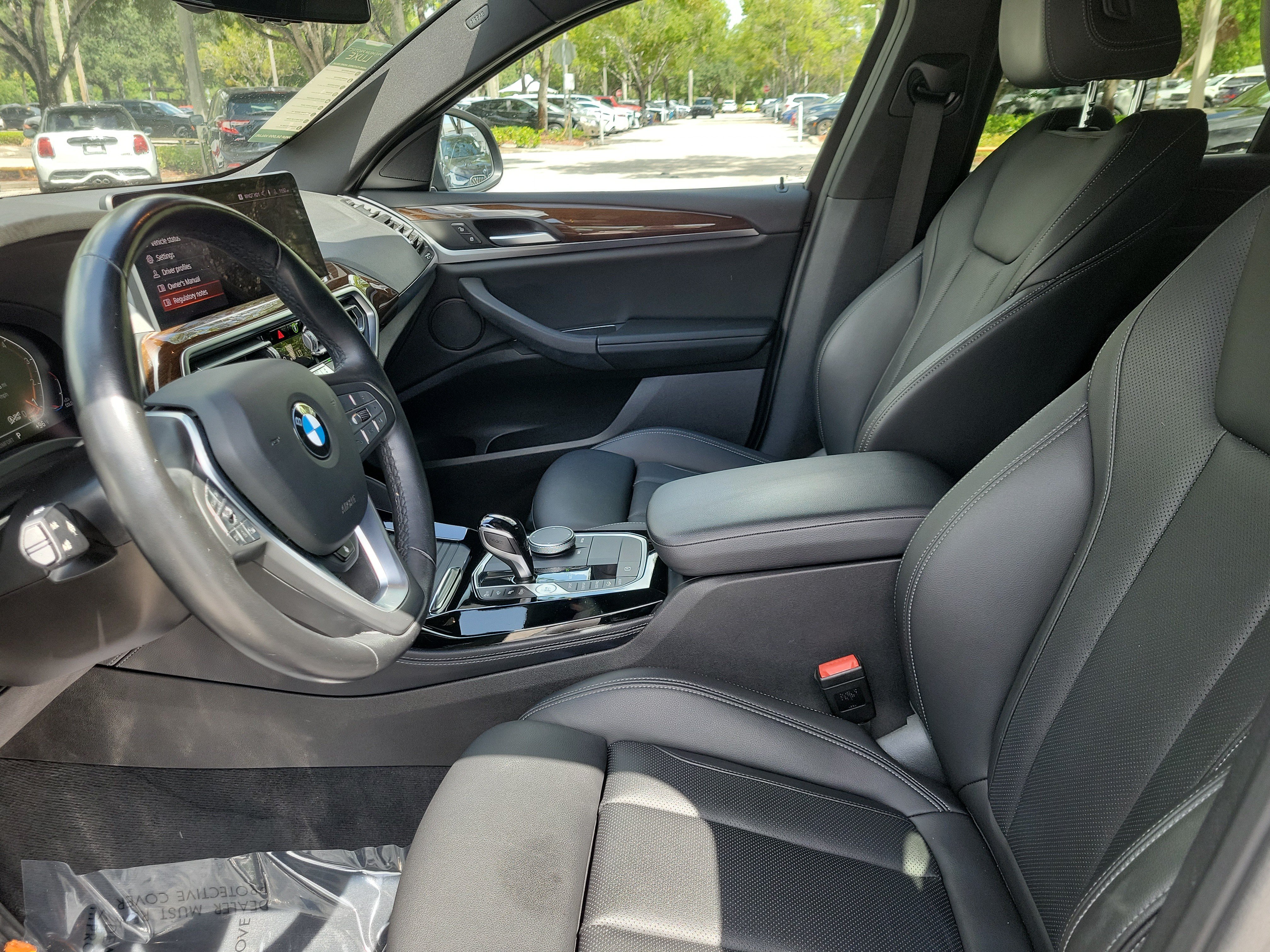 Used 2024 BMW X4 xDrive30i AWD/4WD image 11