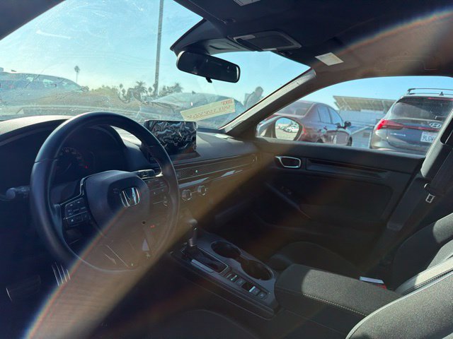 Used 2025 Honda Civic Sport image 3