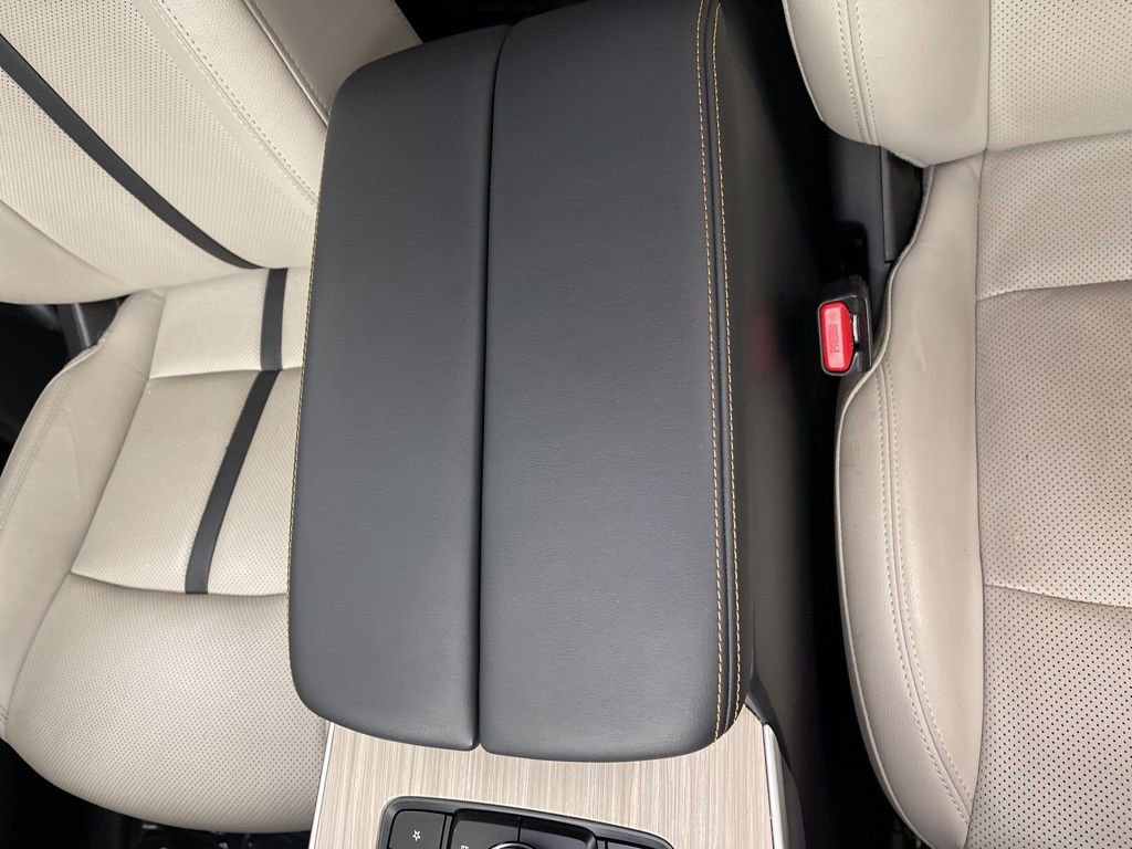 Used 2024 MAZDA CX-90 Plug-In Hybrid w/ Preferred image 11