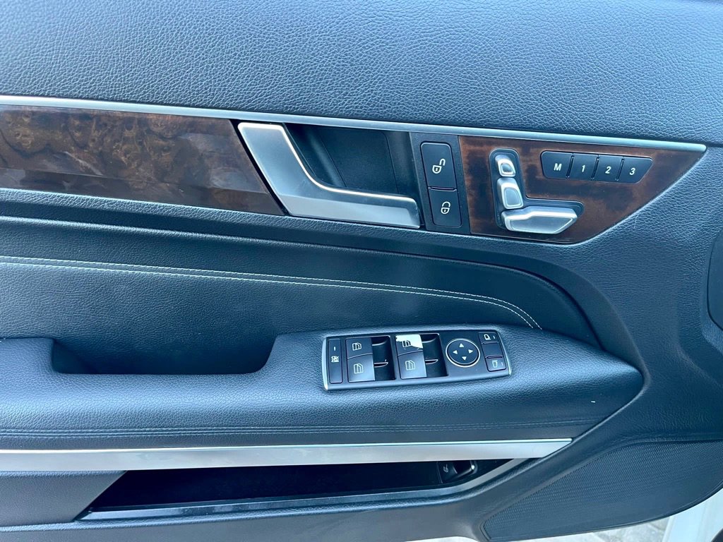 Used 2014 Mercedes-Benz E 350 4MATIC Coupe image 37