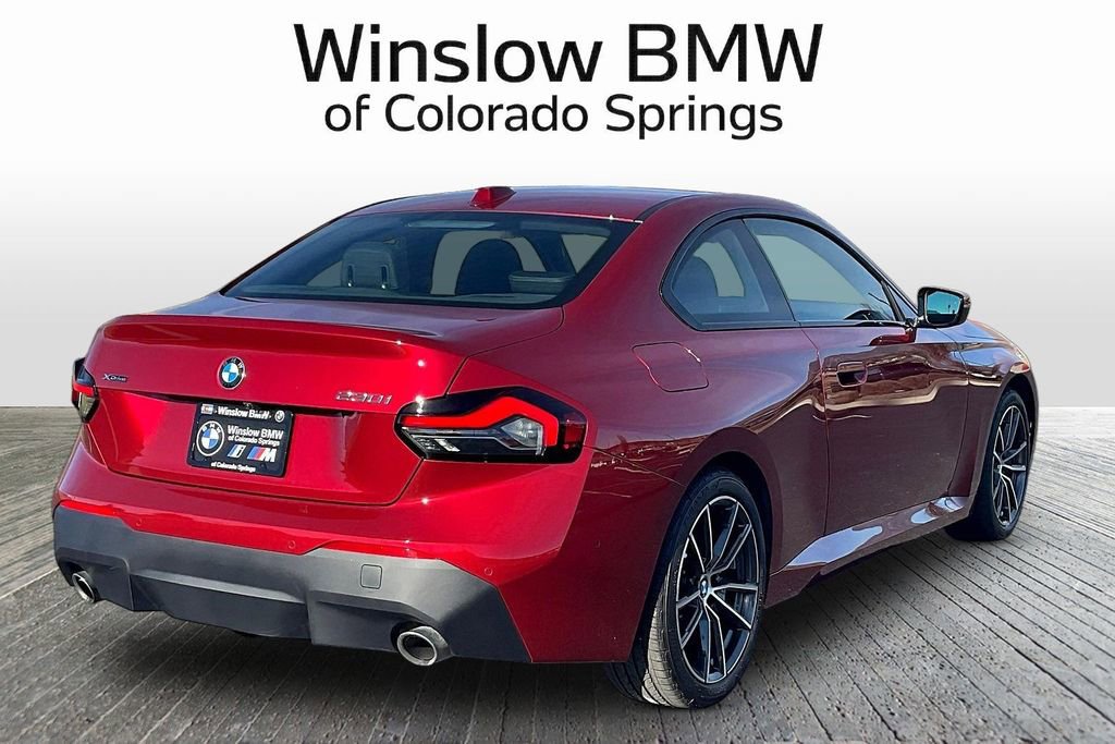 Used 2025 BMW 230i xDrive Coupe w/ Premium Package image 6