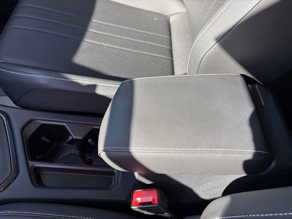 Certified 2023 Volkswagen Tiguan SE w/ Panoramic Sunroof Package image 20