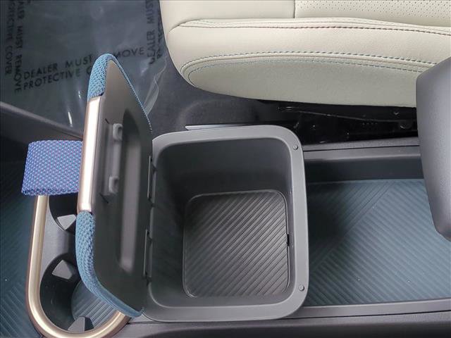 New 2025 MINI Cooper Countryman SE w/ Comfort Package Max image 13