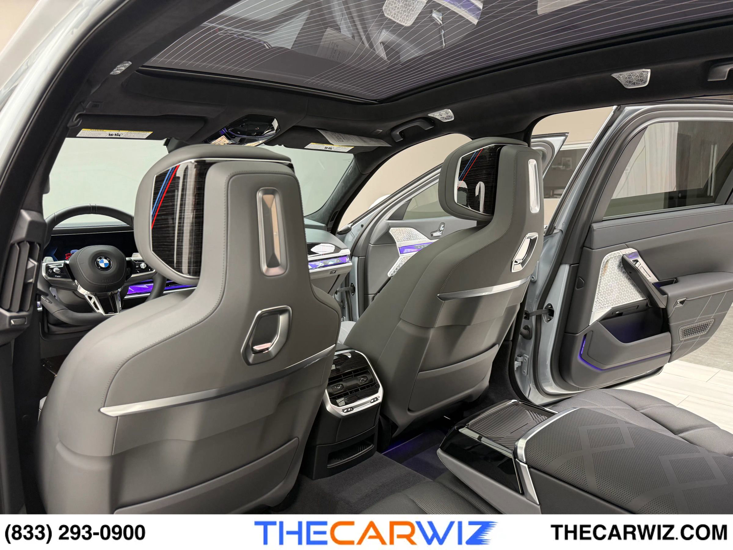 Used 2025 BMW 760i xDrive image 76