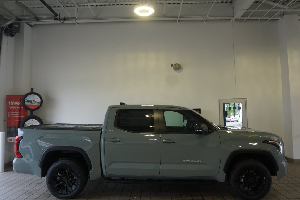 New 2026 Toyota Tundra SR5 w/ SR5 Premium Package AWD/4WD image 16