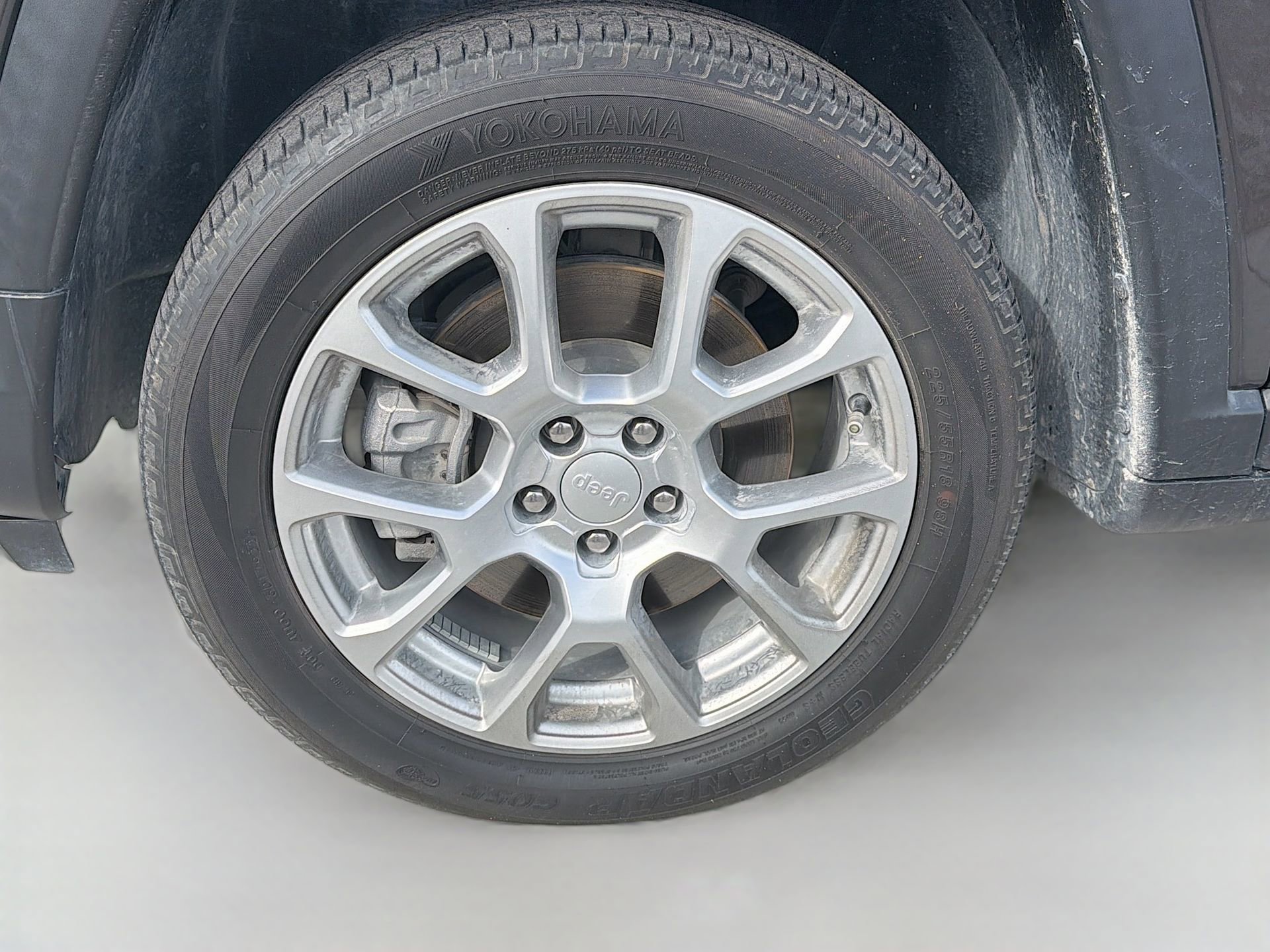 Used 2023 Jeep Compass Latitude image 38