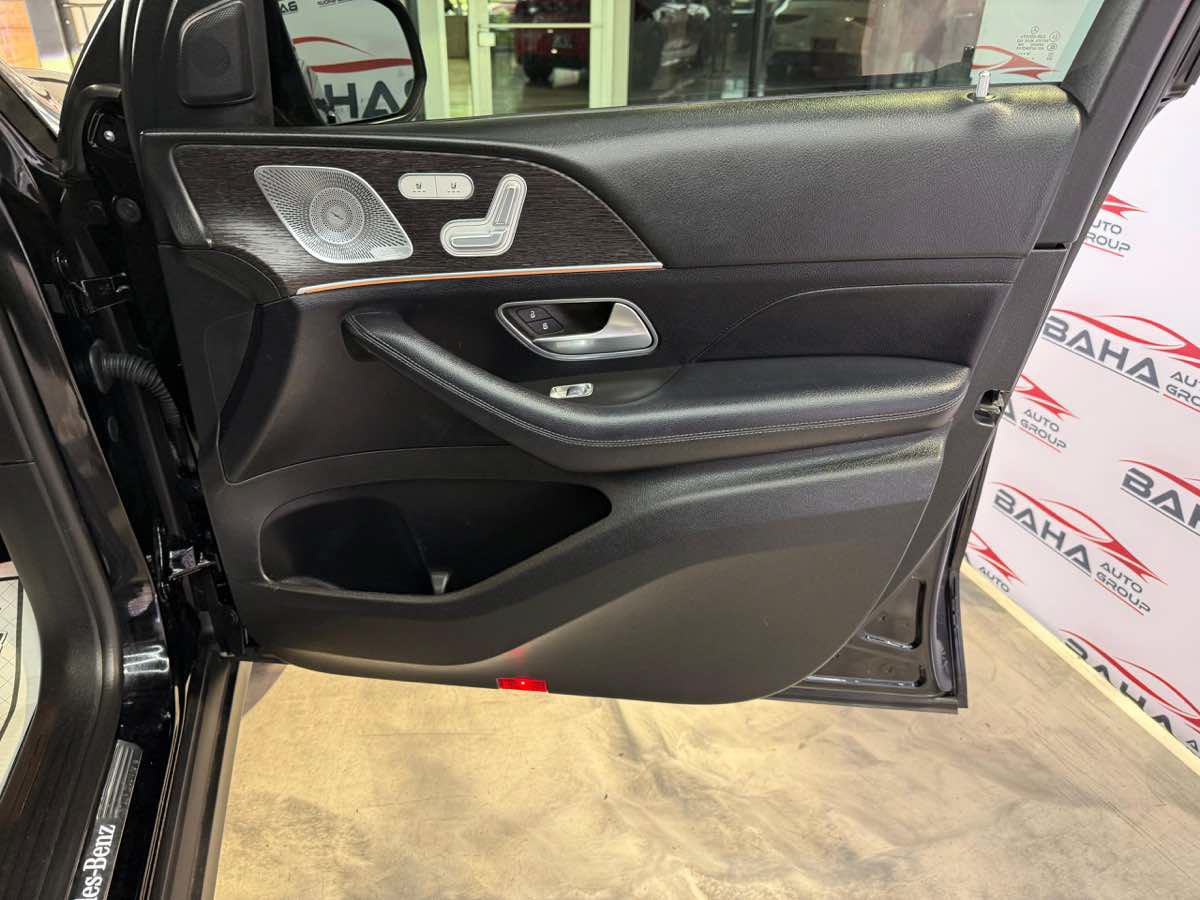 Used 2020 Mercedes-Benz GLE 350 4MATIC w/ Premium Package image 51