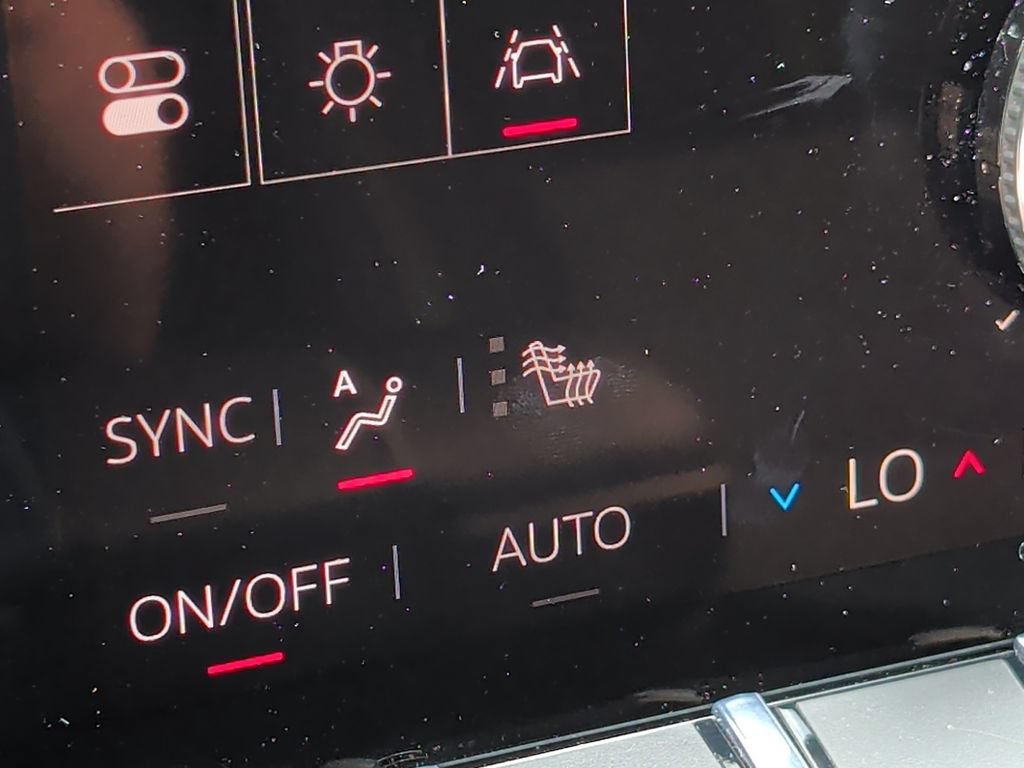 Used 2026 GMC Acadia Elevation w/ LPO, Floor Liner Package AWD/4WD image 27