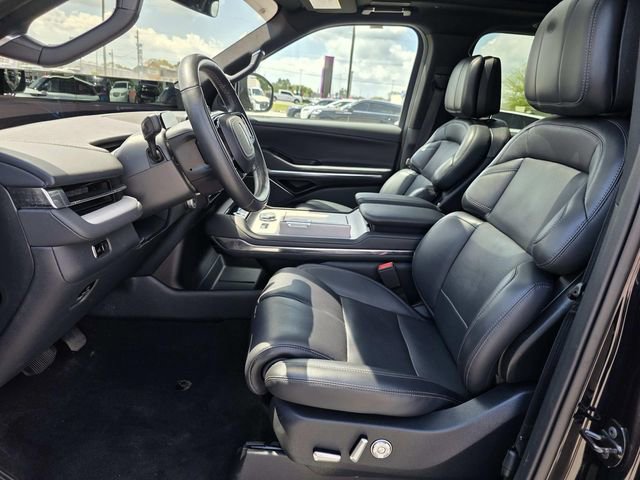 Certified 2025 Lincoln Navigator L Reserve w/ Jet Appearance Package image 9