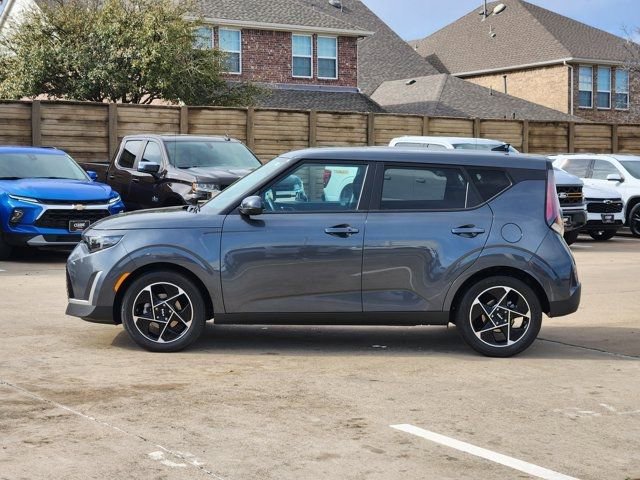 Used 2024 Kia Soul EX image 12
