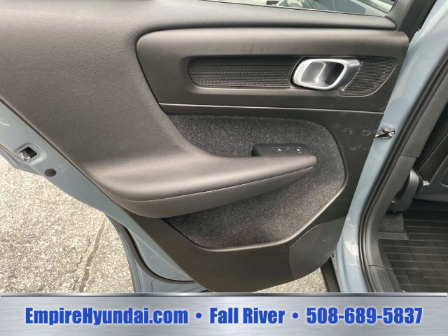Used 2020 Volvo XC40 T5 Inscription w/ Protection Package AWD/4WD image 17