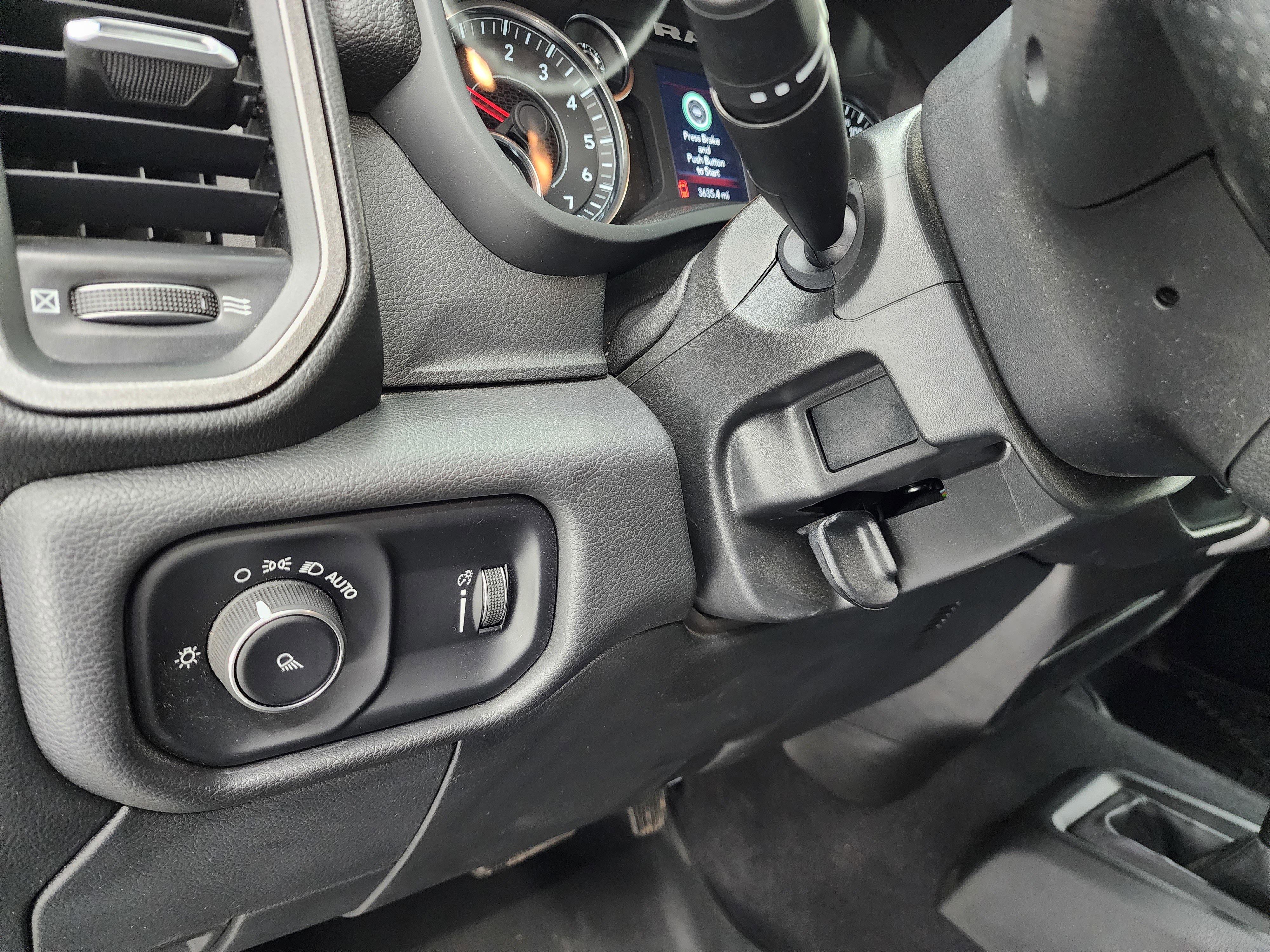 Used 2024 RAM 2500 Tradesman w/ Protection Group image 42