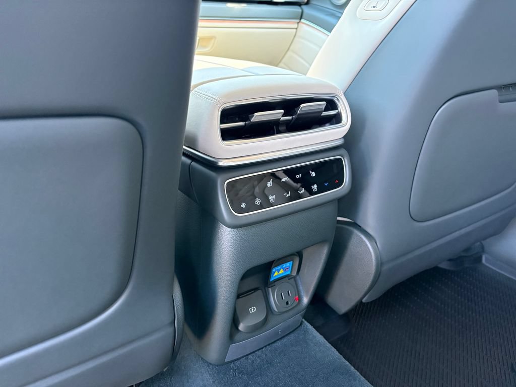 New 2027 Genesis GV80 3.5T e-SC AWD/4WD image 28