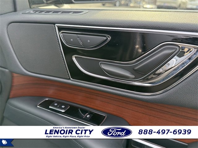 Used 2022 Lincoln Navigator L 2WD image 20