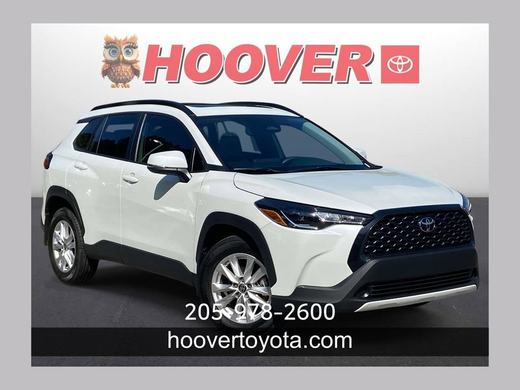 Used 2024 Toyota Corolla Cross LE w/ Moonroof Package FWD 360° Tour