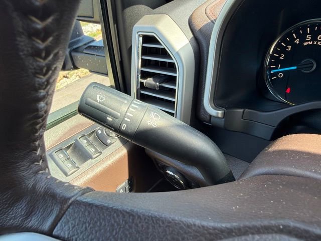 Used 2015 Ford F150 King Ranch w/ FX4 Off-Road Package AWD/4WD image 38