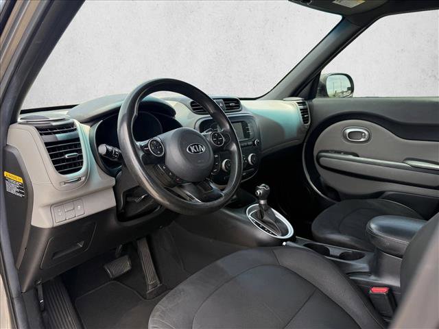 Used 2017 Kia Soul FWD image 9