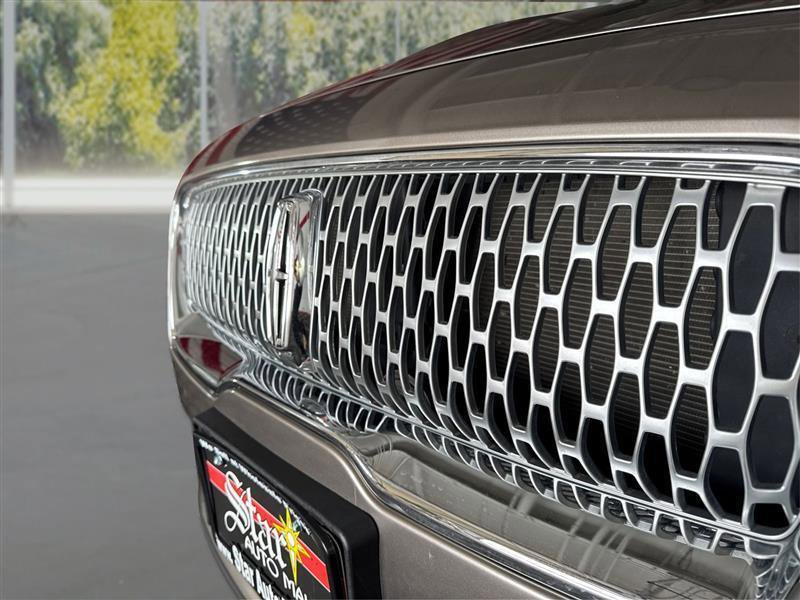 Used 2019 Lincoln Nautilus Premier image 21