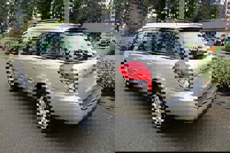 Used 2008 Subaru Outback 2.5i Limited image 4