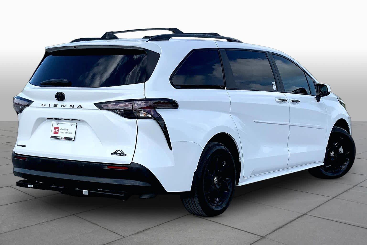 Certified 2026 Toyota Sienna XLE Woodland Edition AWD/4WD image 13