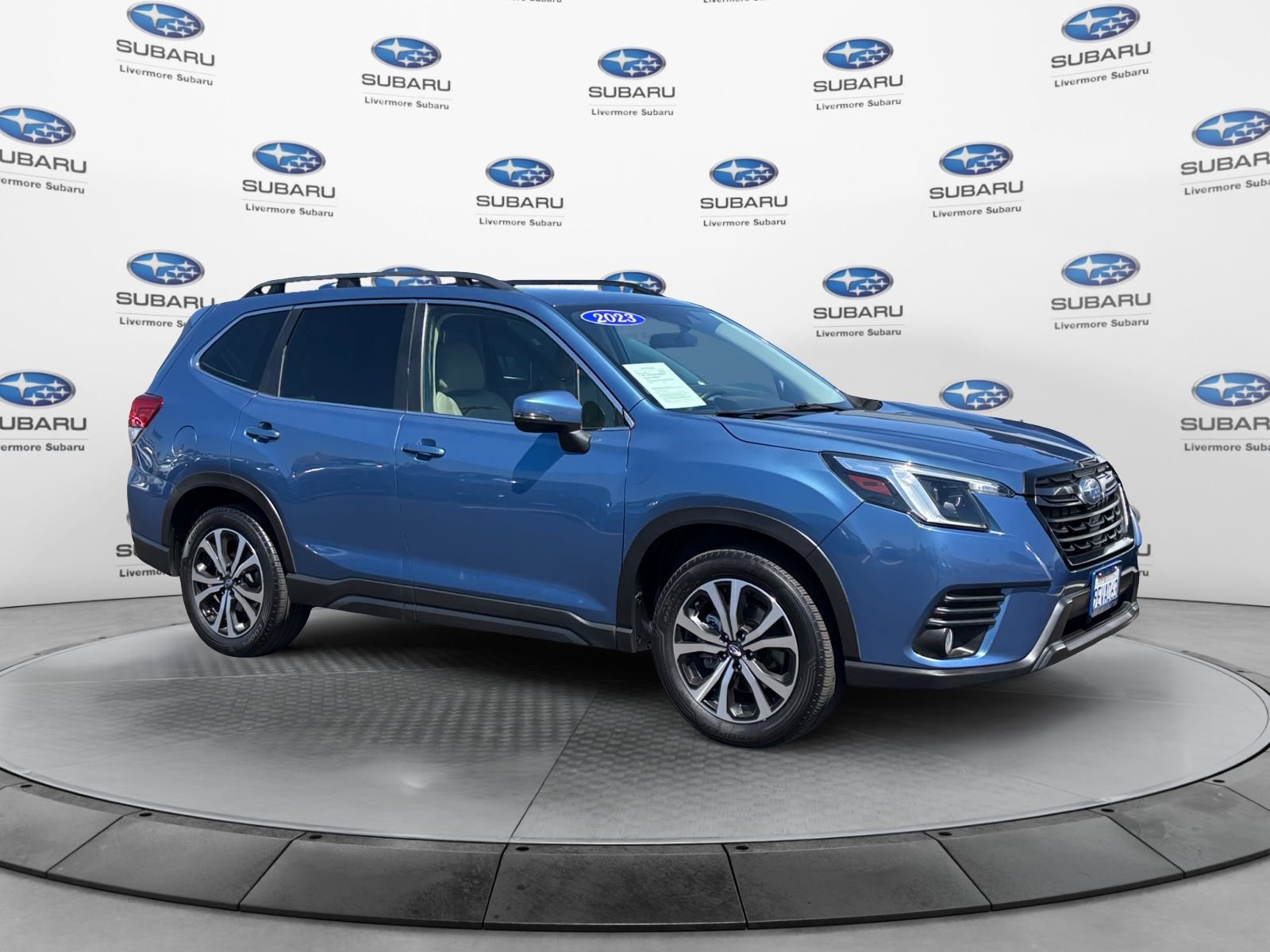 Used 2023 Subaru Forester Limited AWD/4WD image 7