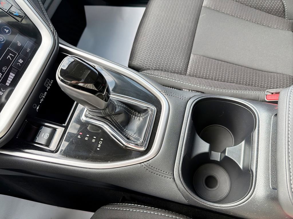 Certified 2025 Subaru Outback Premium image 28