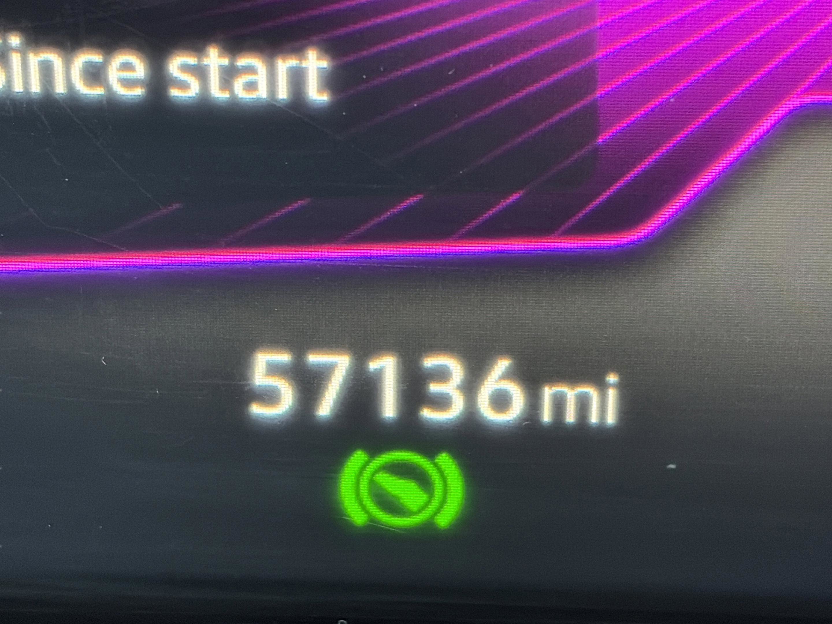 Used 2022 Volkswagen Tiguan SE R-Line image 25