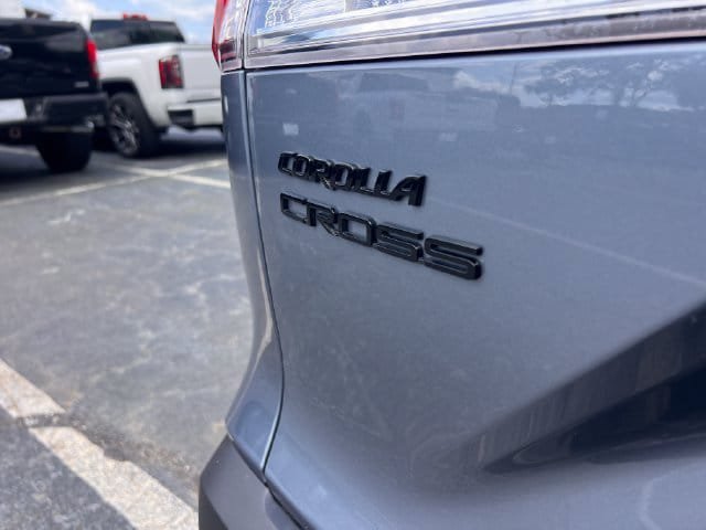 Used 2024 Toyota Corolla Cross AWD Hybrid image 32