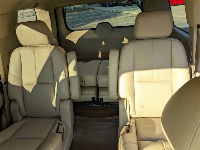 Used 2013 GMC Yukon SLT w/ SLT-2 Equipment Package image 22