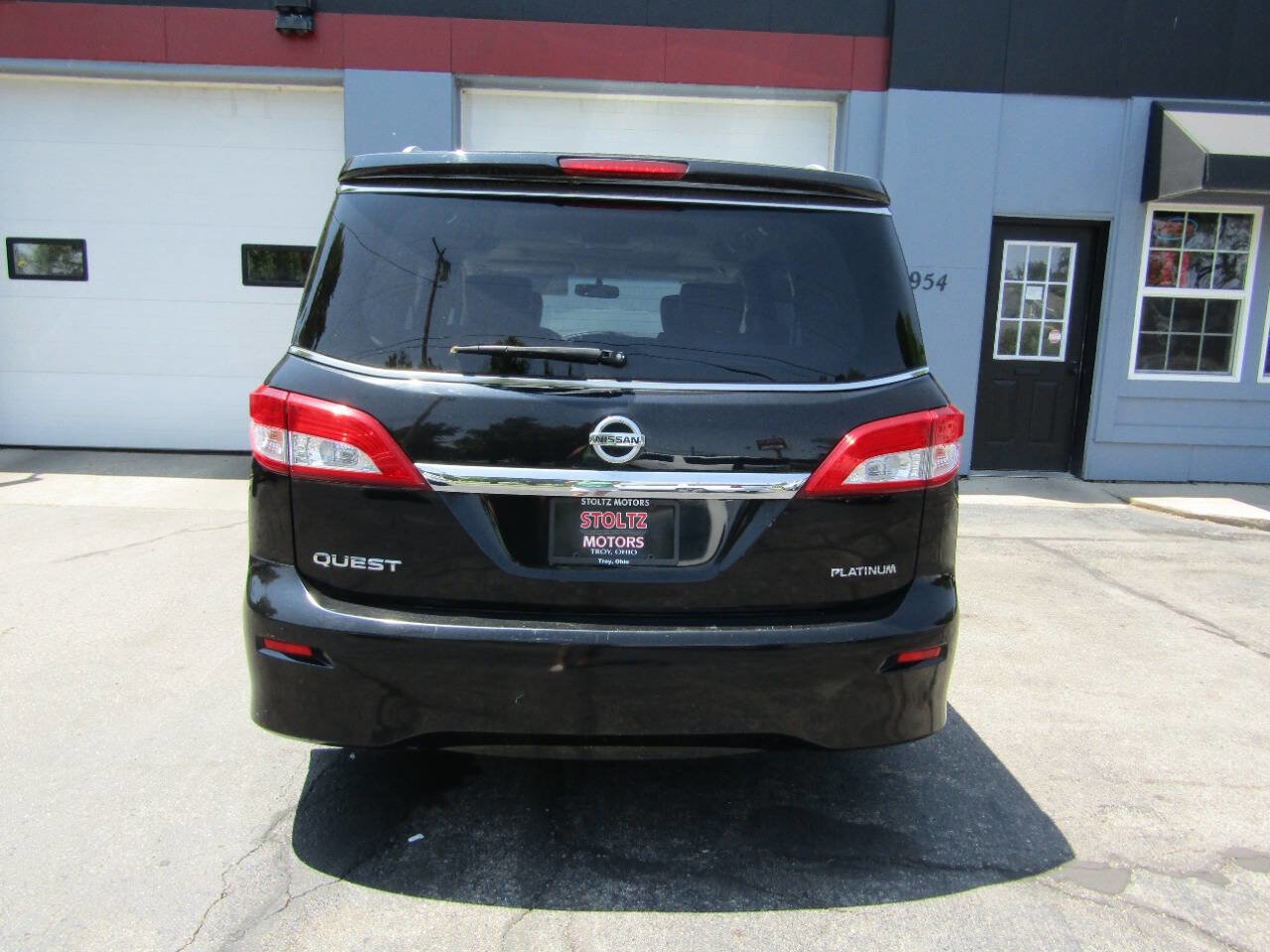Used 2015 Nissan Quest Platinum FWD image 13