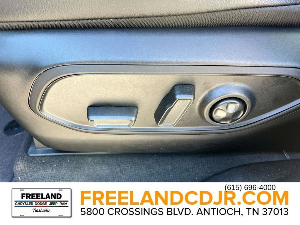 New 2025 Jeep Grand Cherokee 4WD image 24