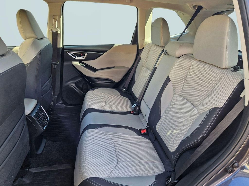 Used 2023 Subaru Forester Premium image 25